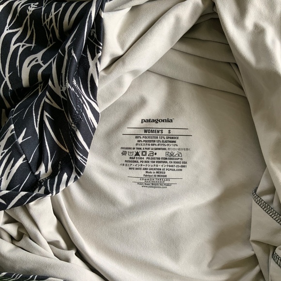 Athletic dress like new - Picture 3 of 3